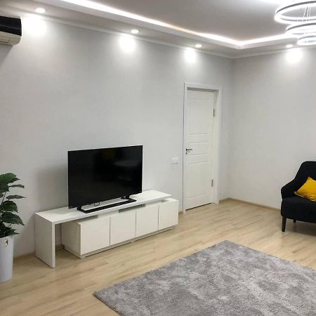 Nest For Rest Apartment Tashkent Ngoại thất bức ảnh